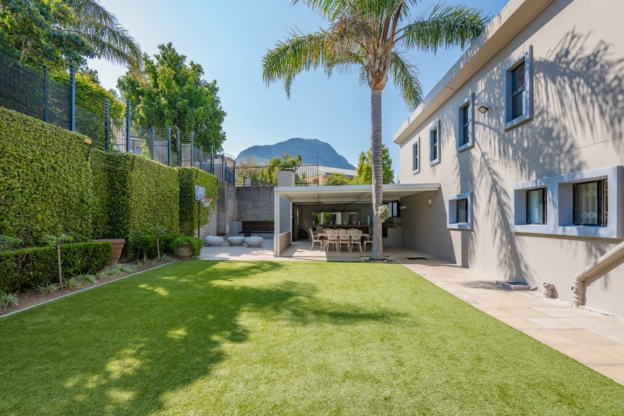 4 Bedroom Property for Sale in La Concorde Western Cape